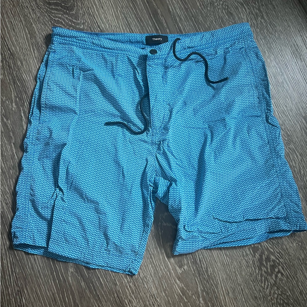 Theory men’s swim board shorts size m